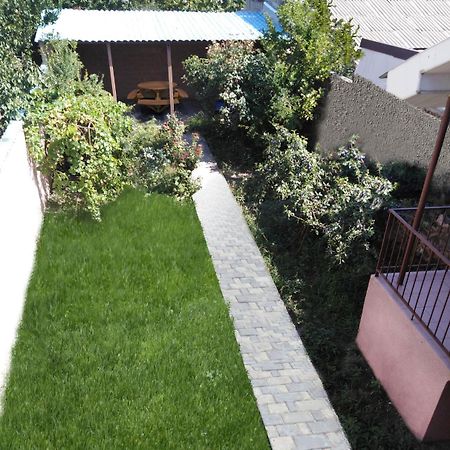 Rest Guest House Jerevan Buitenkant foto