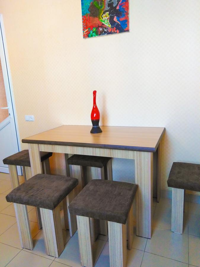Rest Guest House Jerevan Buitenkant foto