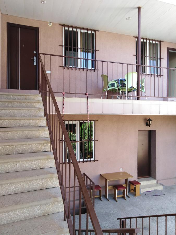 Rest Guest House Jerevan Buitenkant foto